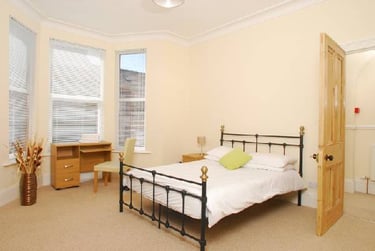 5 bed house, Hamilton Gardens, Near university, Plymouth, PL46PQ - Image 6